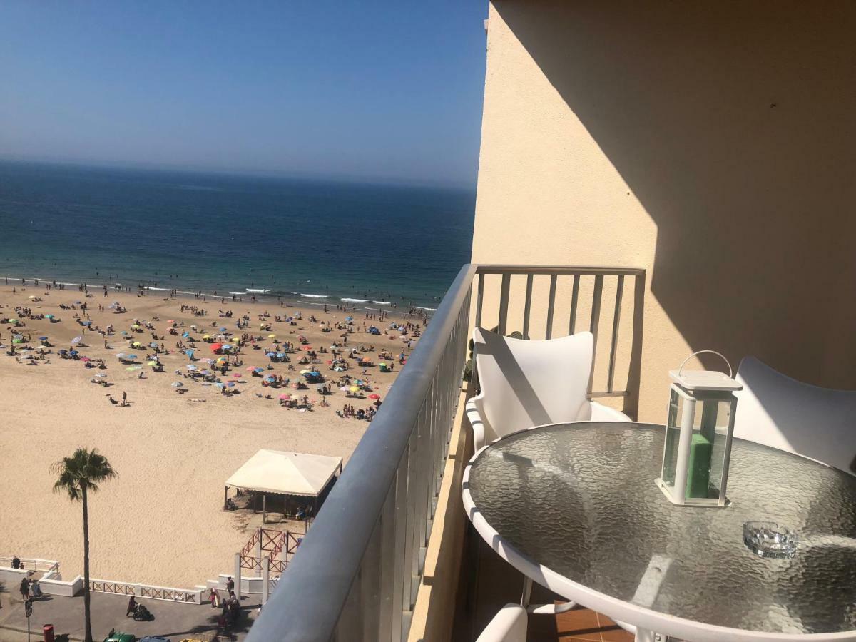 Apartamento La Mar De Cerca. Terraza Vistas Mar. 1ª Linea Playa Cádiz Exteriér fotografie