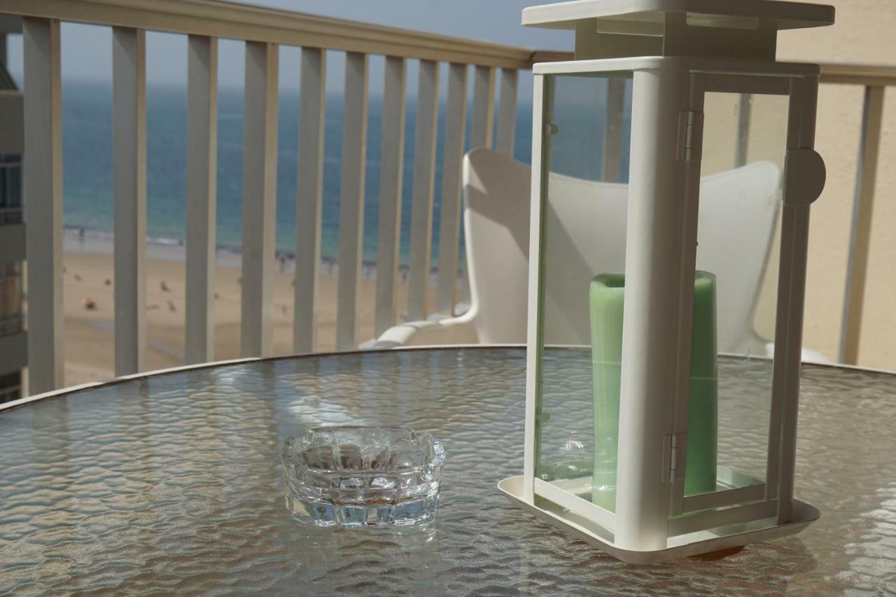 Apartamento La Mar De Cerca. Terraza Vistas Mar. 1ª Linea Playa Cádiz Exteriér fotografie