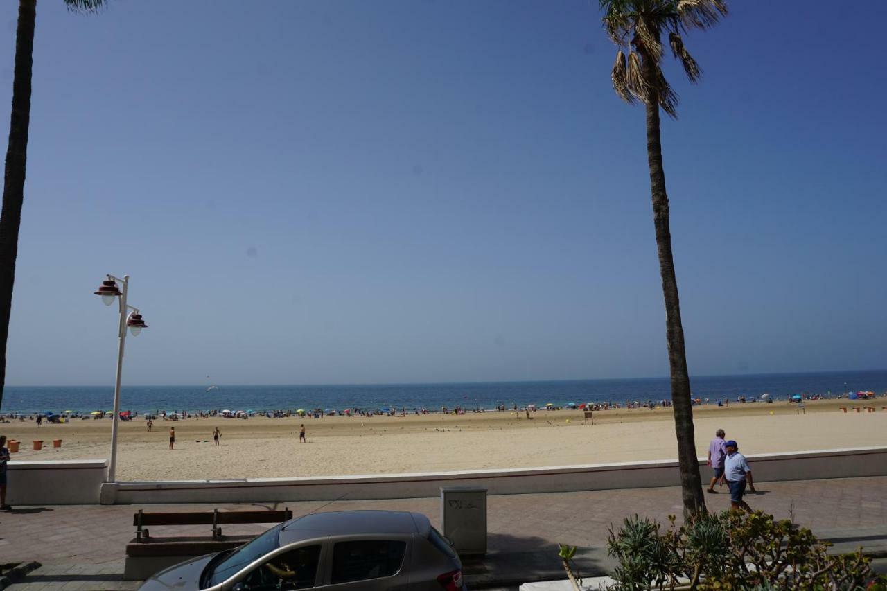 Apartamento La Mar De Cerca. Terraza Vistas Mar. 1ª Linea Playa Cádiz Exteriér fotografie