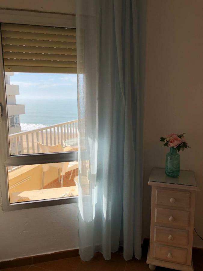 Apartamento La Mar De Cerca. Terraza Vistas Mar. 1ª Linea Playa Cádiz Exteriér fotografie